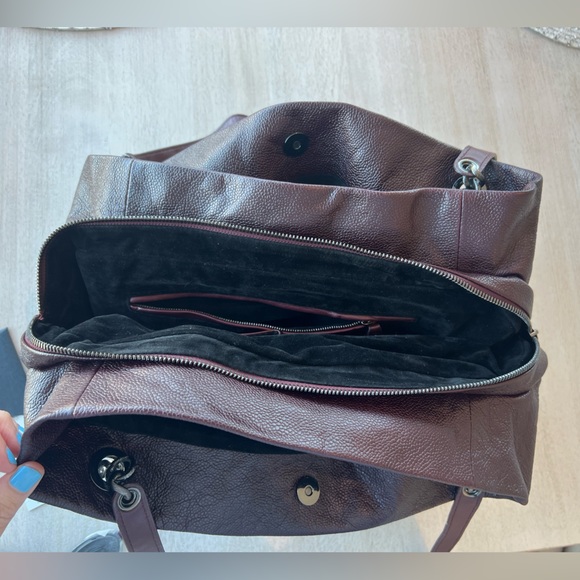 NWT Elie Tahari 100% Pebbled Leather Tote in Claret - Picture 14 of 17